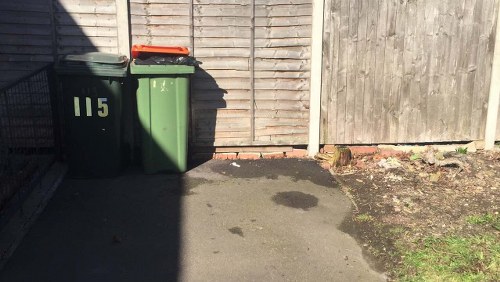 Environmentally friendly garden clearance service